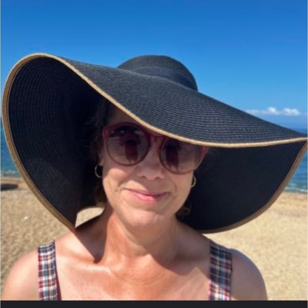 Zara Oversized straw beach sun black hat-Never Worn!